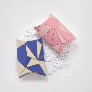 custom printed pillow boxes