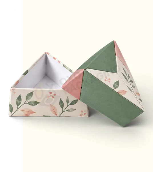 Triangle Paper Gift Boxes