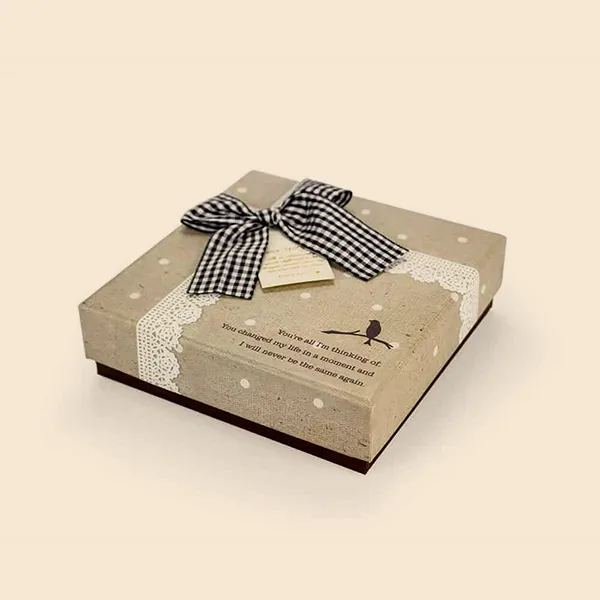 Cardboard Gift Packaging